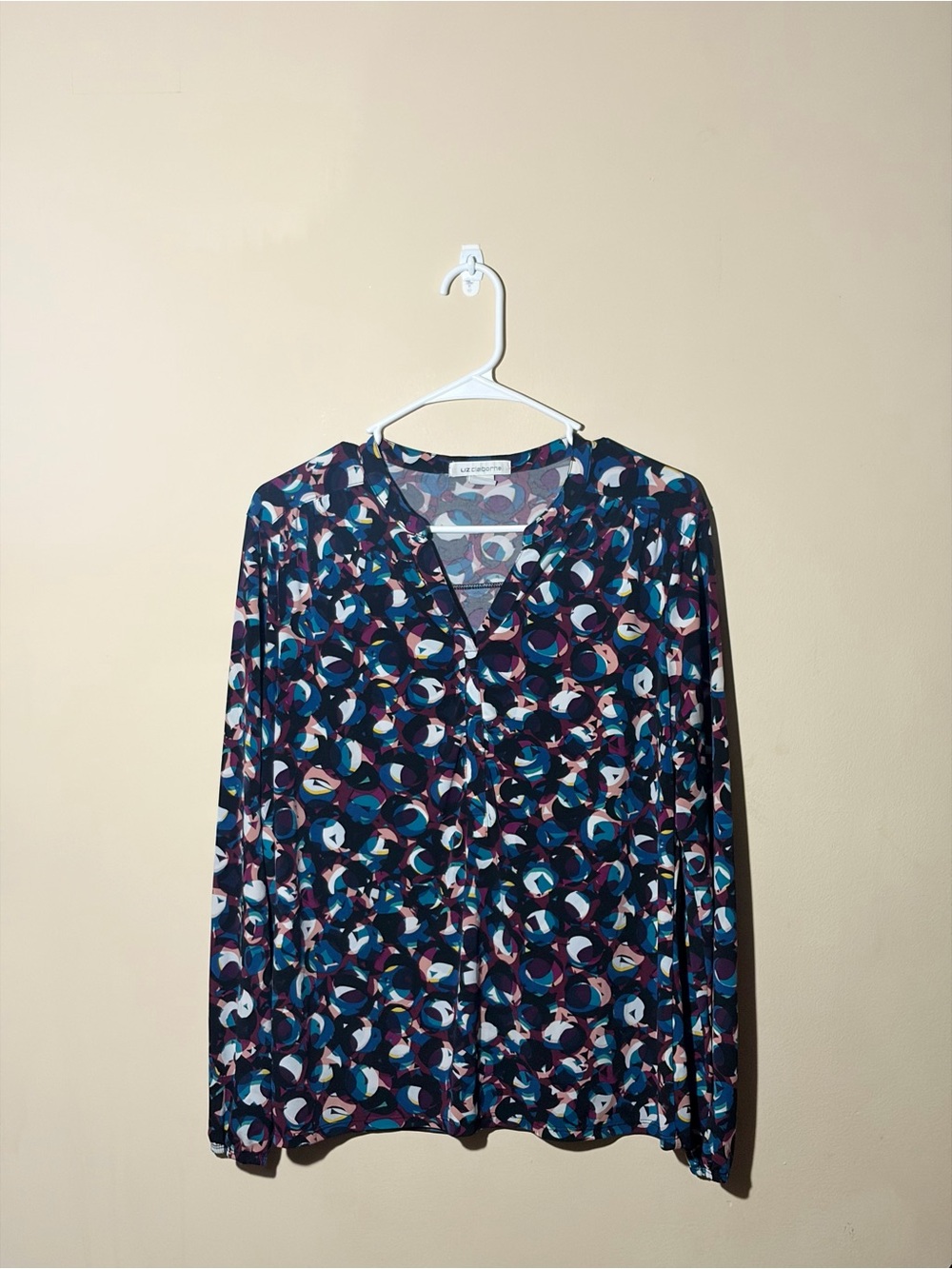Liz Claiborne Size Medium Multicolor Long Sleeve Abstract Print Blouse